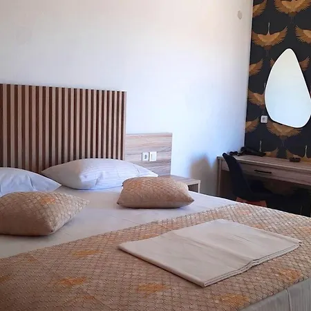 Kasapakis & Aparthotel 3*