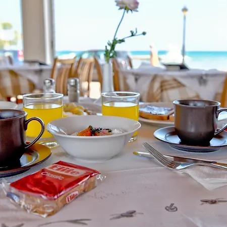 Kasapakis & Aparthotel 3*