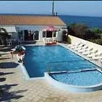 Kasapakis &