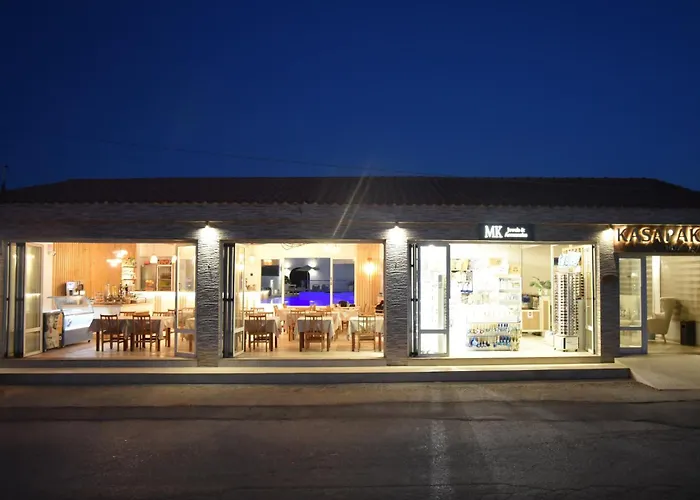 Kasapakis & 公寓式酒店 3*