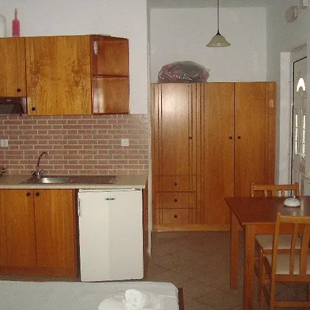 Kasapakis &