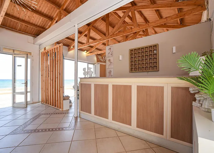 מלון דירות Kasapakis & 3*