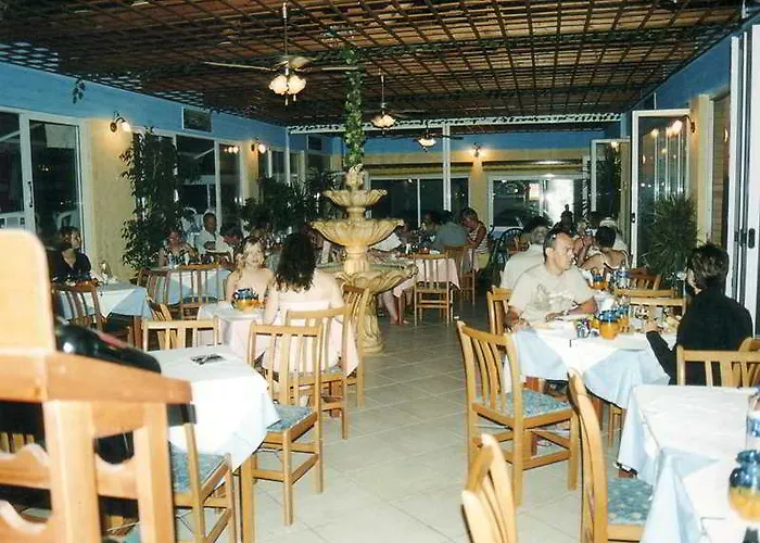 Kasapakis & 3* הרסוניסוס